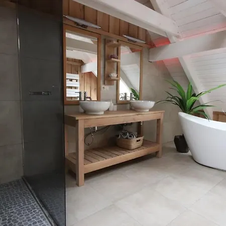 Villa Lucas - Heure 度假居